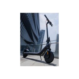 Elektrinis paspirtukas Segway KickScooter E2 Plus, iki 25 km/h, 8.1"